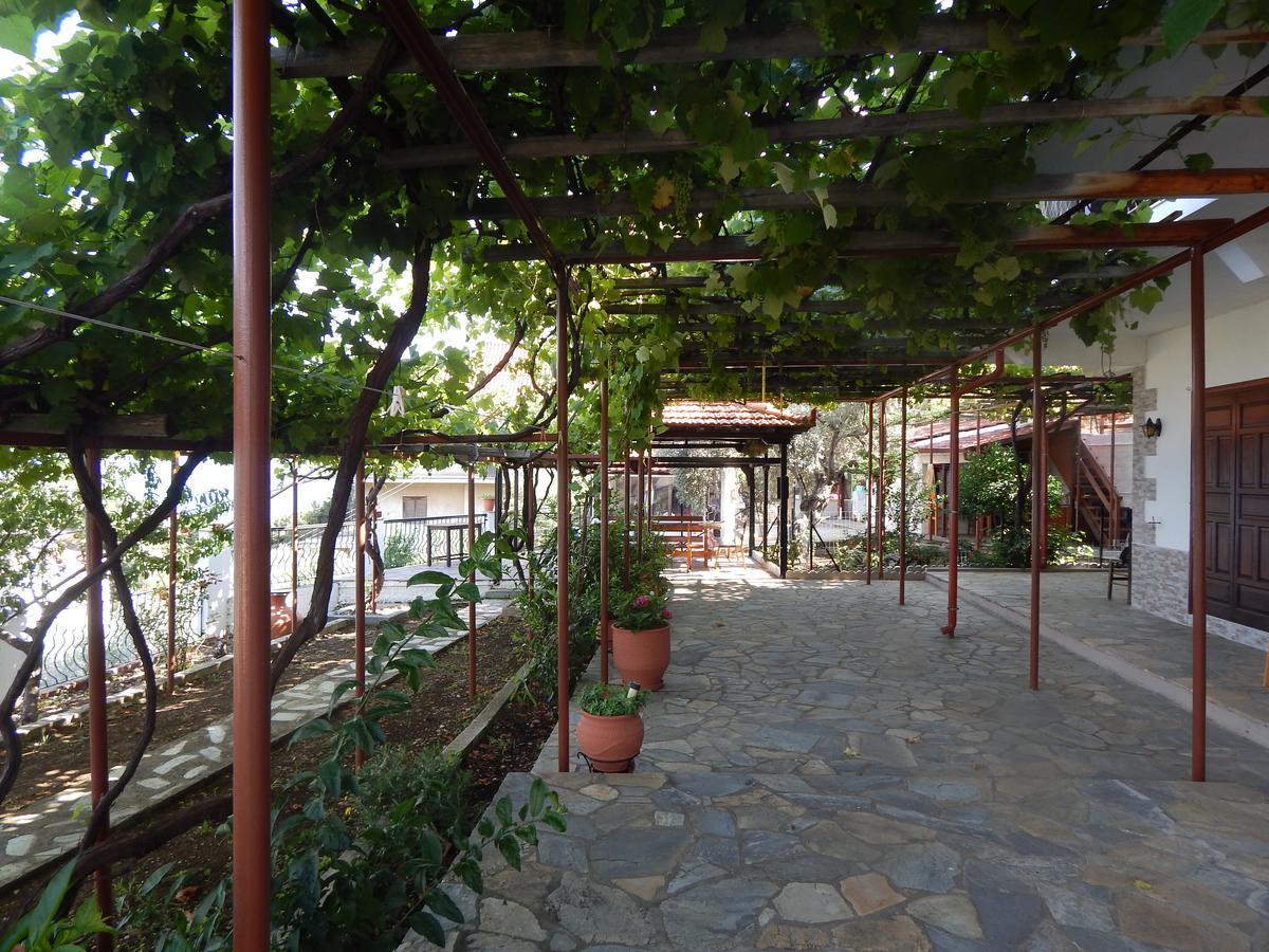 Ktena Apartments Platanias  Exteriör bild