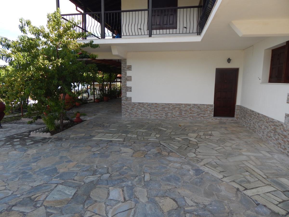 Ktena Apartments Platanias  Exteriör bild