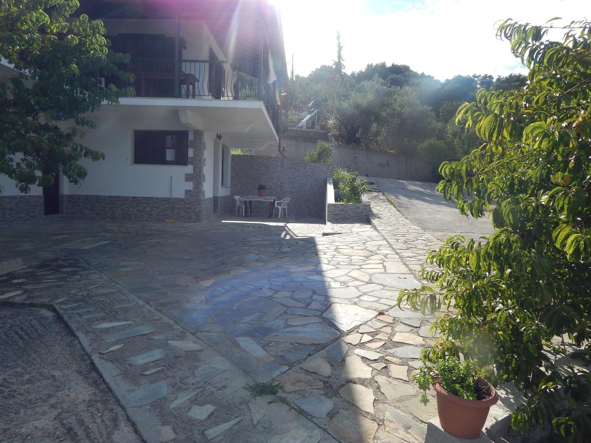 Ktena Apartments Platanias  Exteriör bild