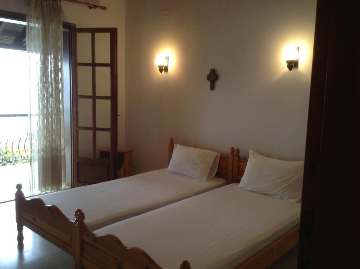 Ktena Apartments Platanias  Rum bild